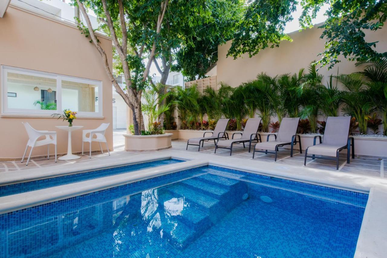 Casa Leo Aparthotel Playa del Carmen Exterior photo